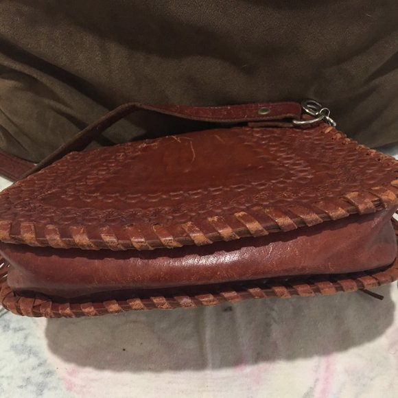 VINTAGE LEATHER SADDLE HANDBAGS - Picture 5 of 8